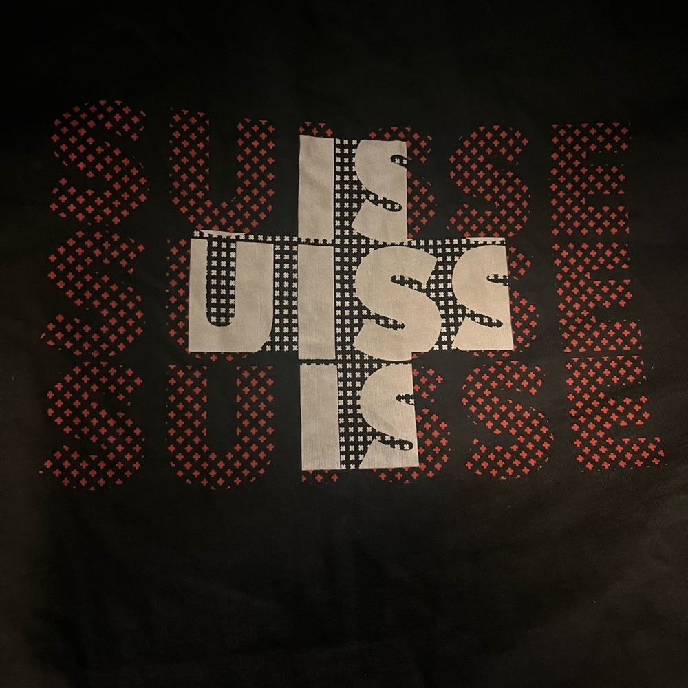 New Suisse T Shirt from Switzerland XL